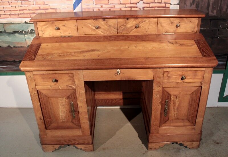 Office of slope in ash and acacia 19th