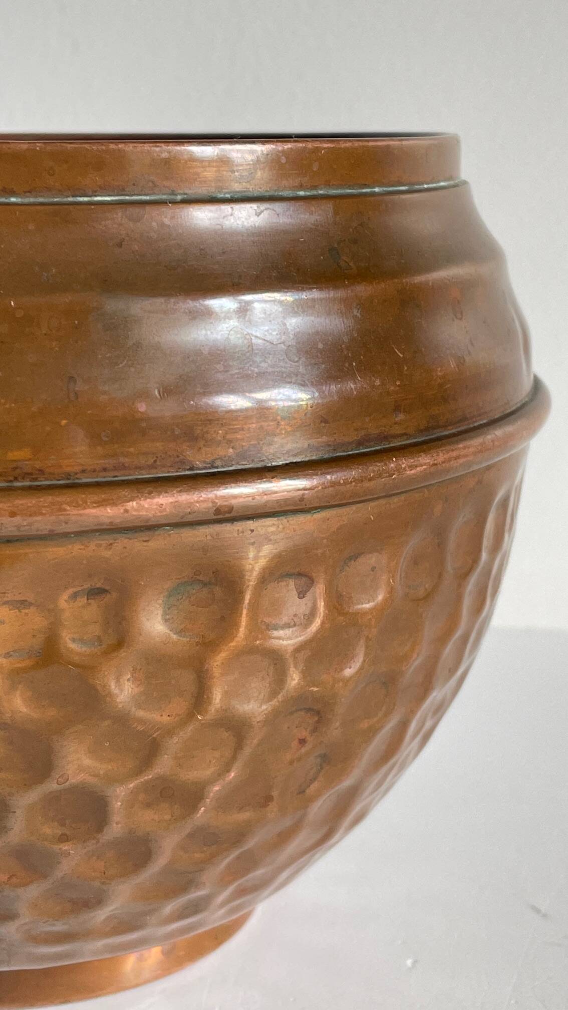 CACHE-POT par VILLEDIEU Cuivre à Patine Vintage