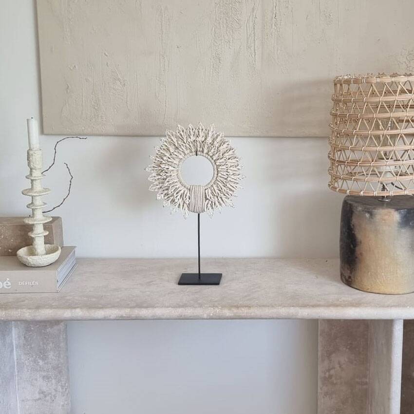 Decorative Papuan shell necklace