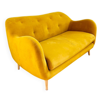 Melchior 2-seater sofa in golden yellow