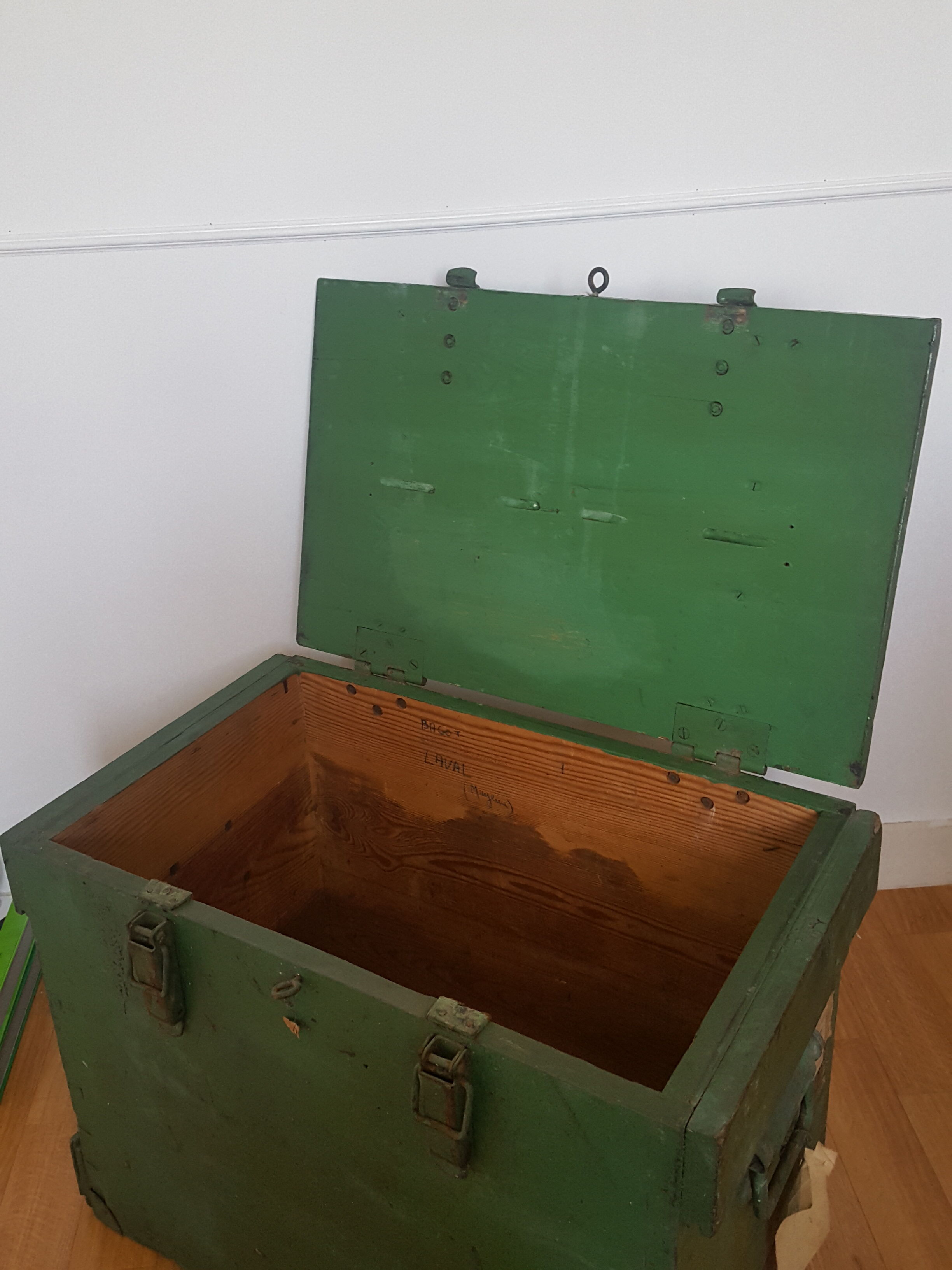 Green wooden box