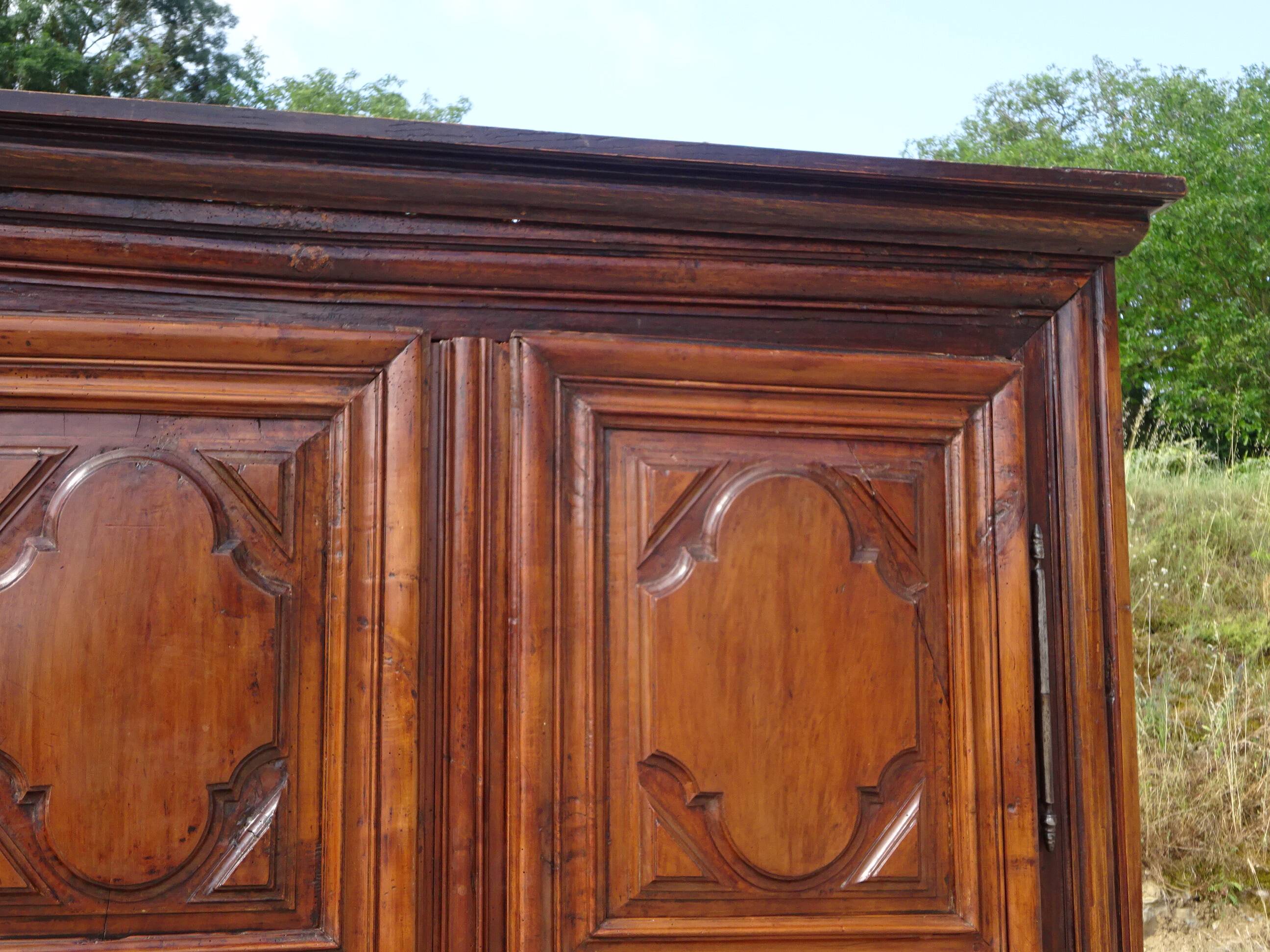 Antique Louis XIII wardrobe in solid walnut