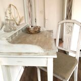 Dressing table with chair
