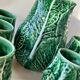 Service Vintage Années 70 – Carafe Majolica Verte + 6 Mugs Feuillage