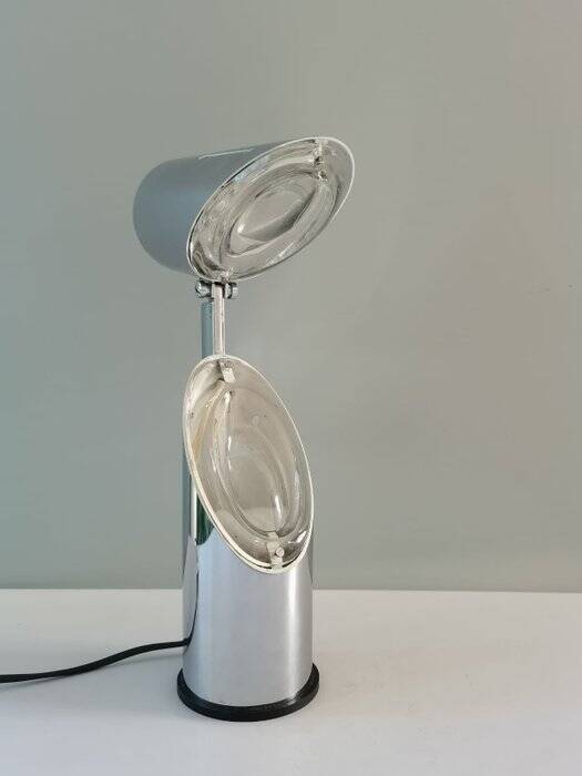 Oskar Torlasco by Stilkronen