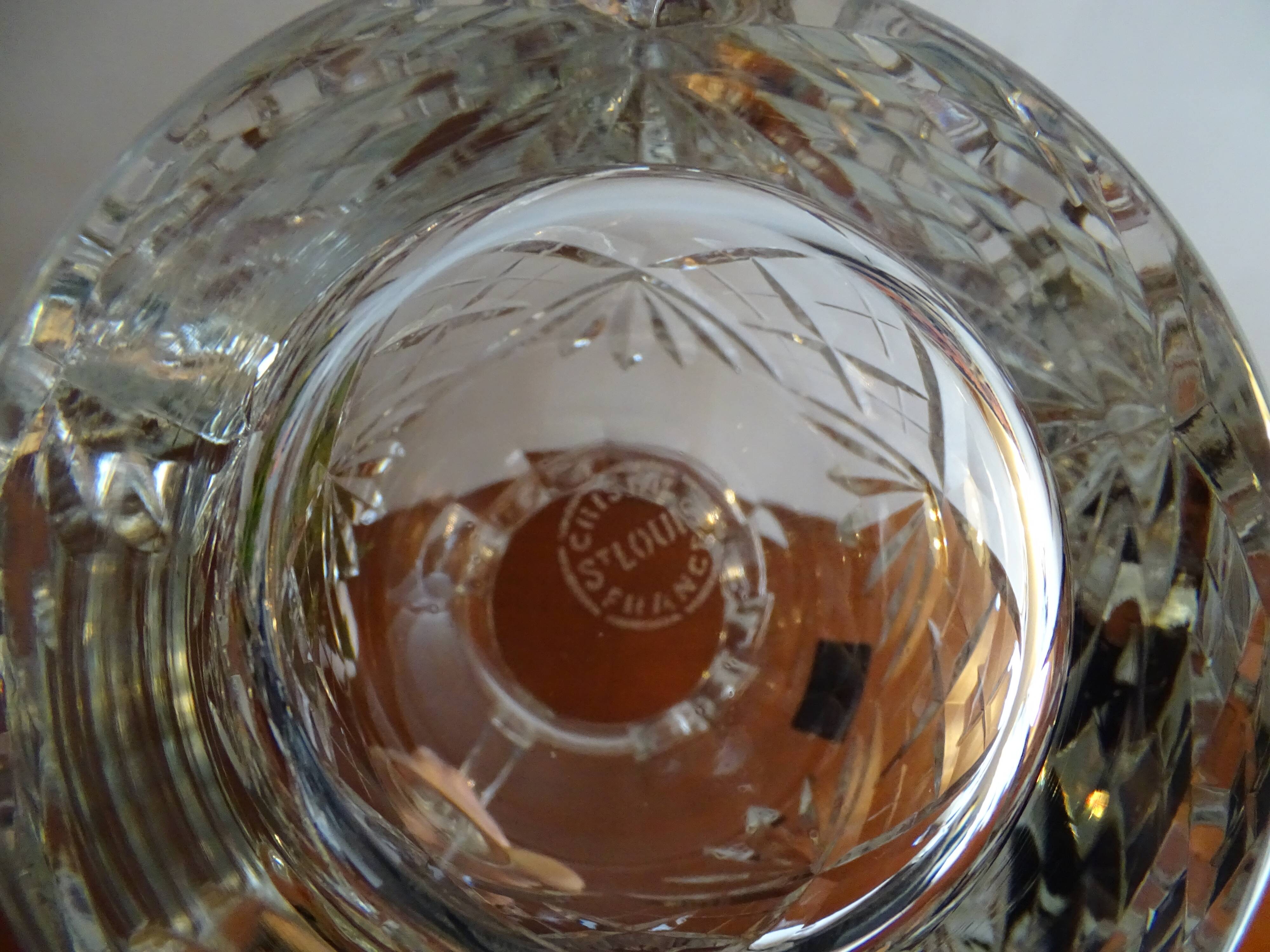 Jug / pitcher with crystal water Saint Louis signed - Model Chantilly