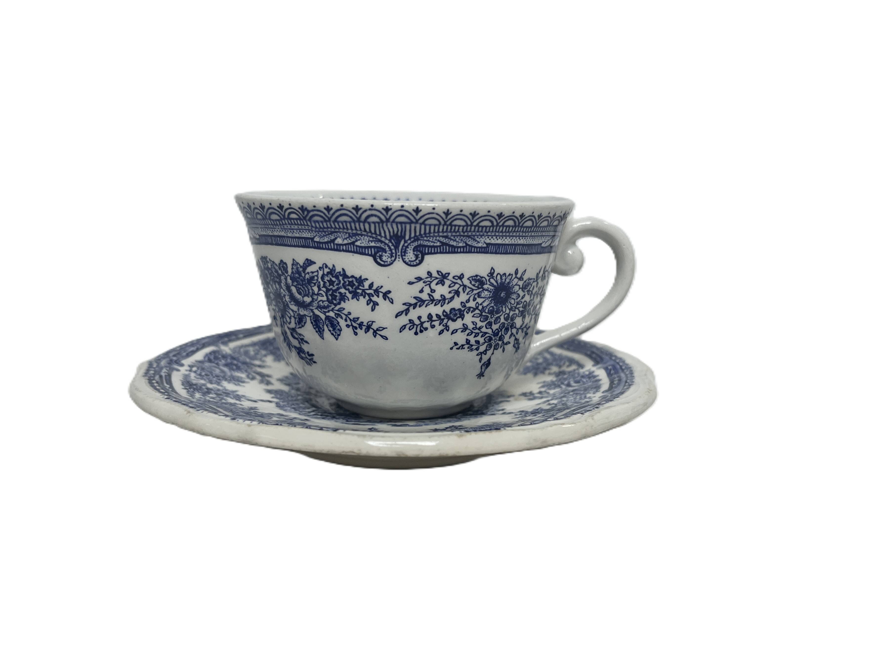 Lunéville earthenware solo tea cup 20th century