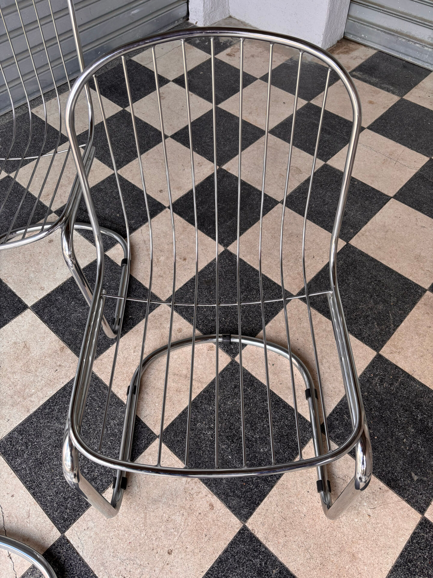 Chaises italiennes seventies