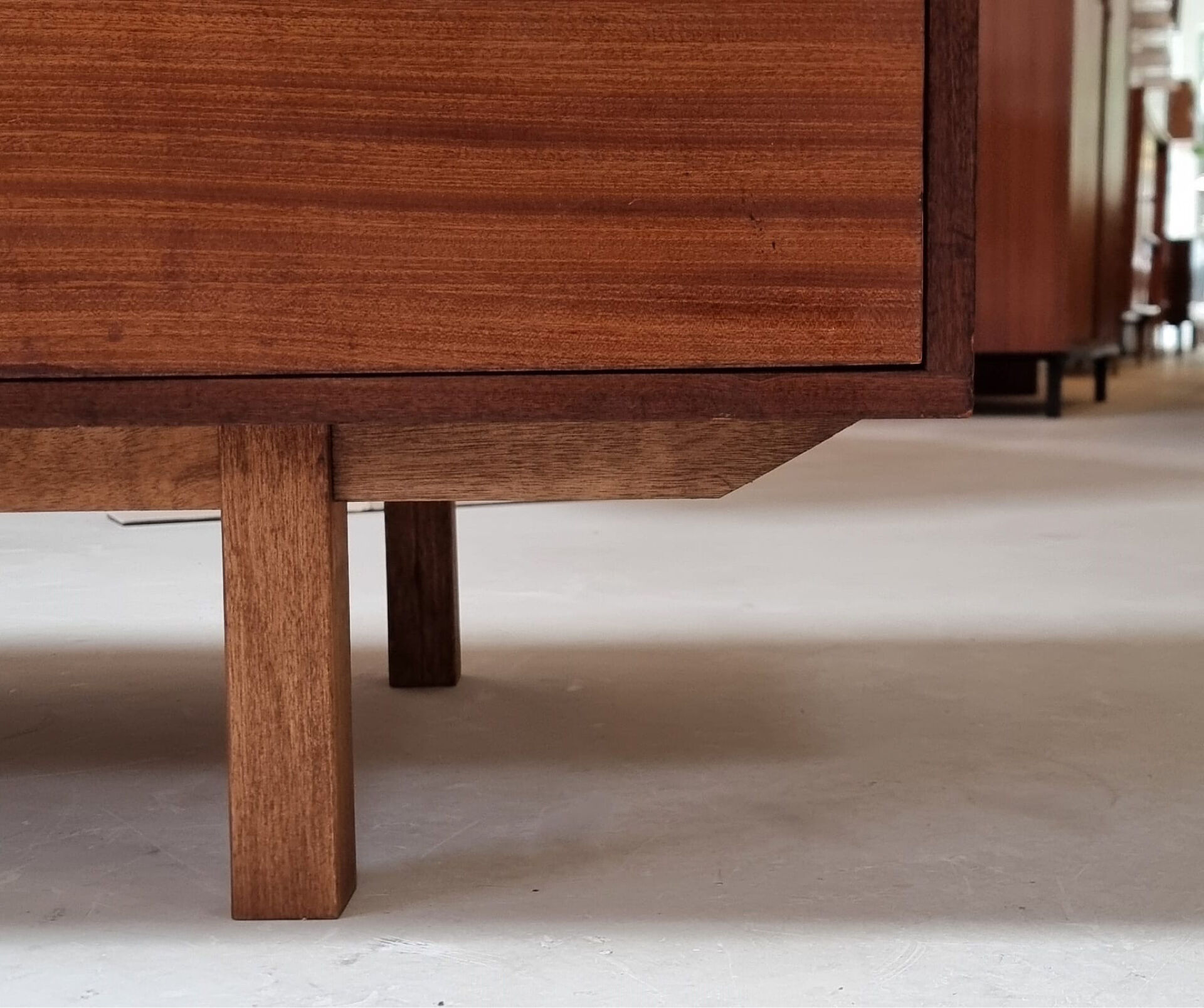 Mid-century lowboard