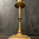 Thin candle holder