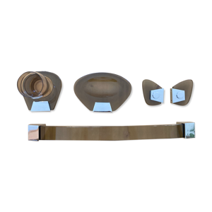 Ensemble de salle de bain en verre