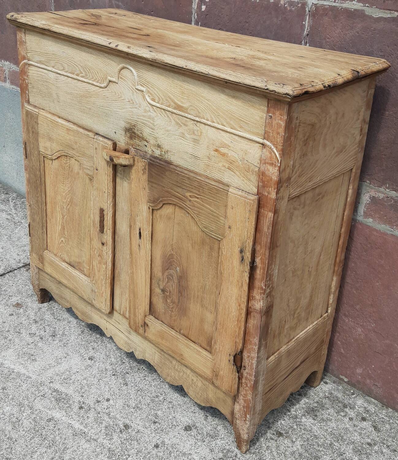 Basque sideboard 18th century