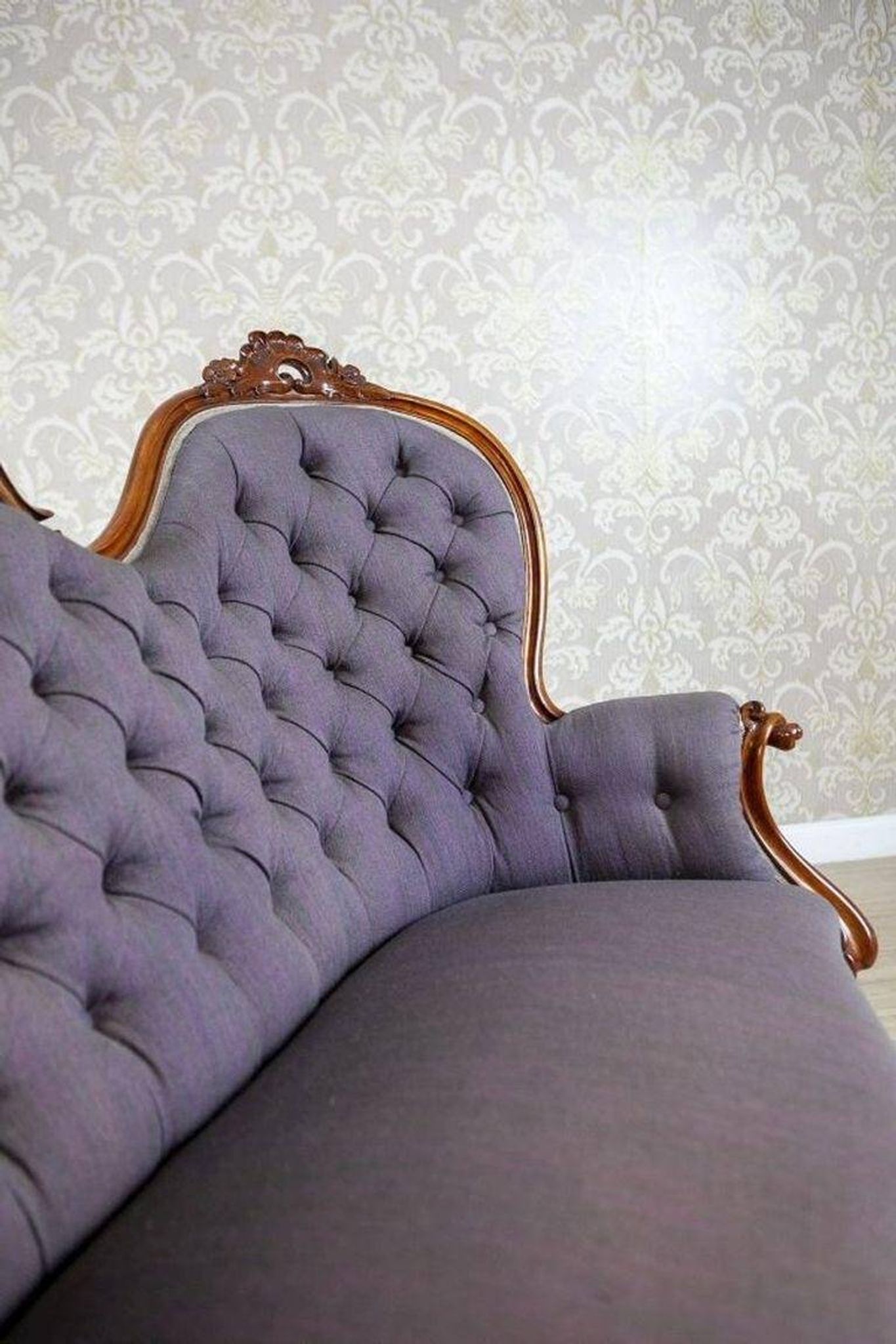 Rococo Revival Walnut Sofa, 1860