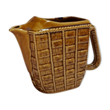 Pitcher water bubble