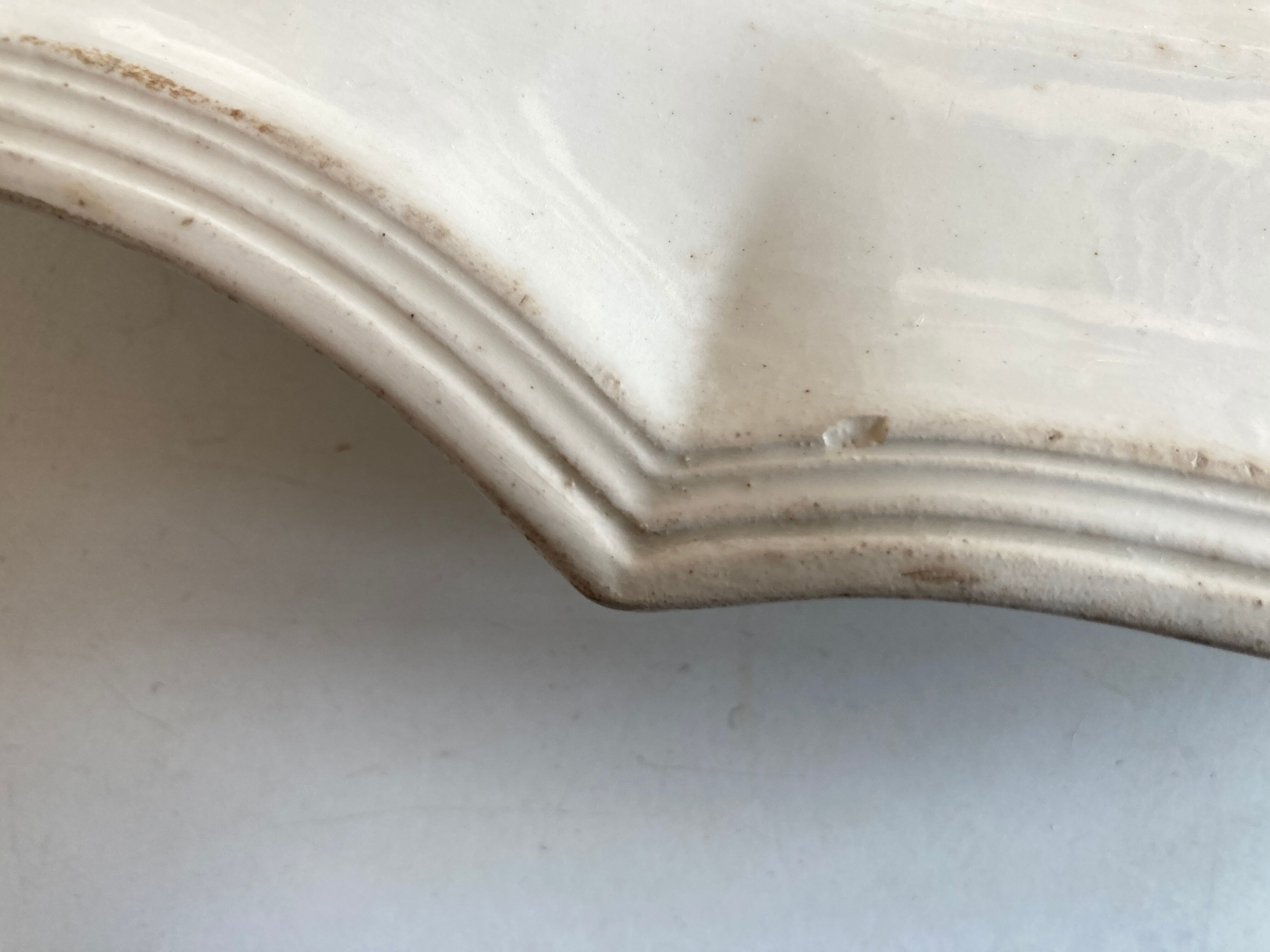 Plate in godenware 19th