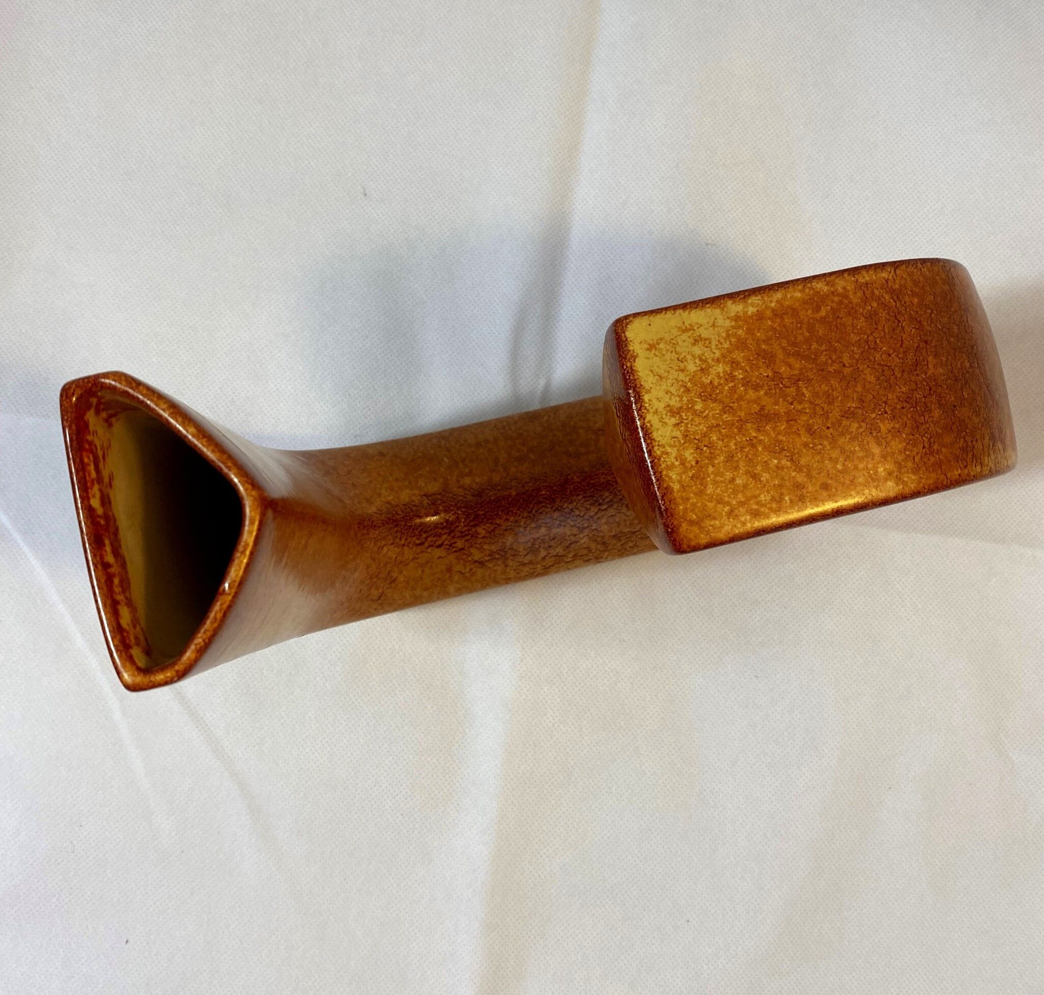 Rigon sculptural vase