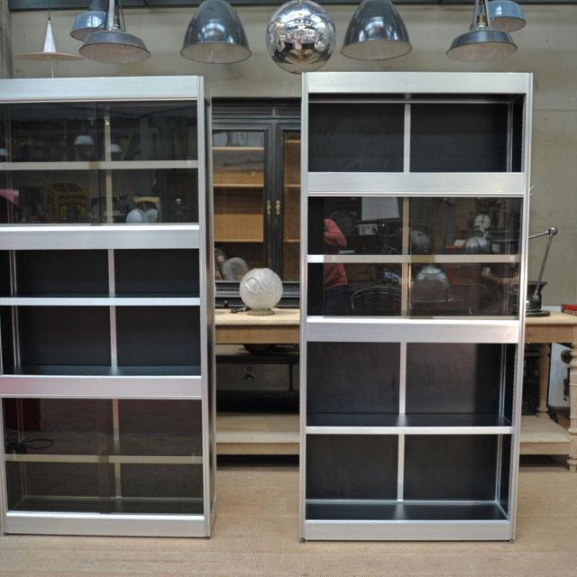 Paire d'étagères vitrines Design 1970