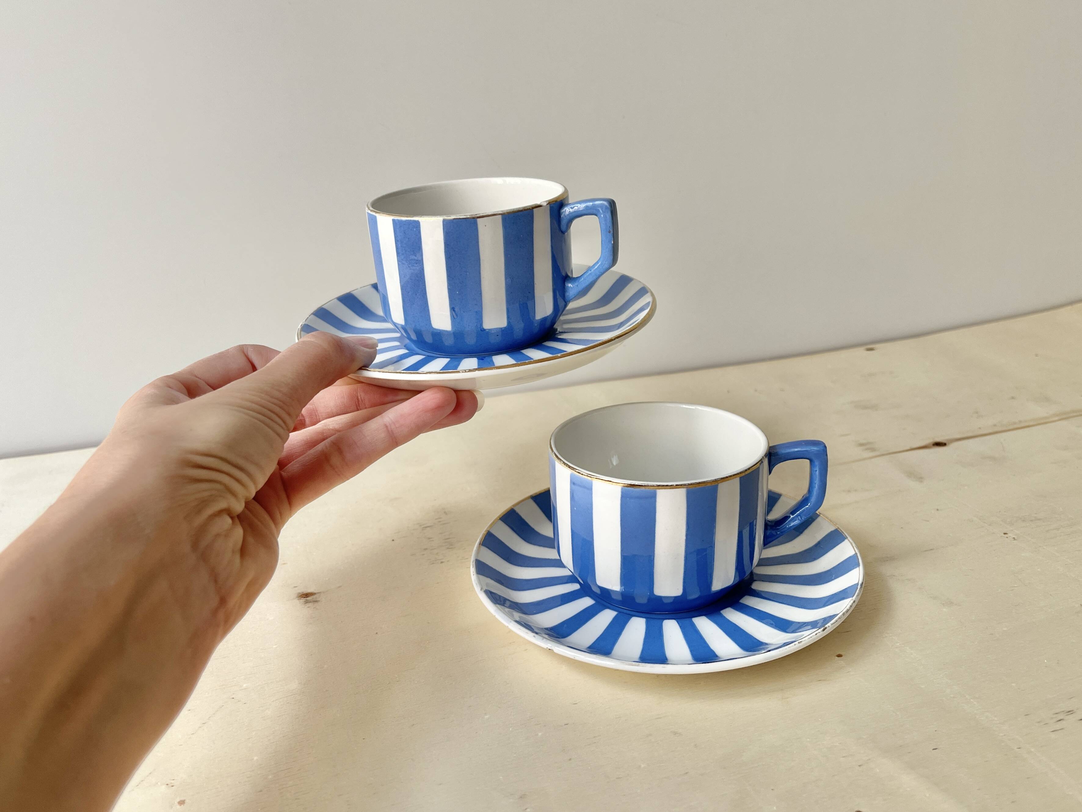 Pair of Art Deco Fox Trott Sarreguemines coffee cups, vintage earthenware