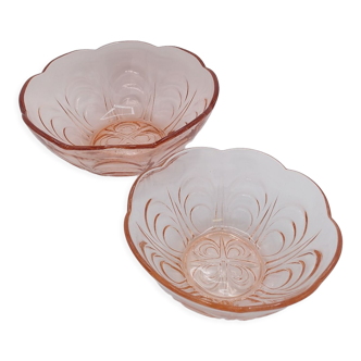 Art deco pink salad bowls