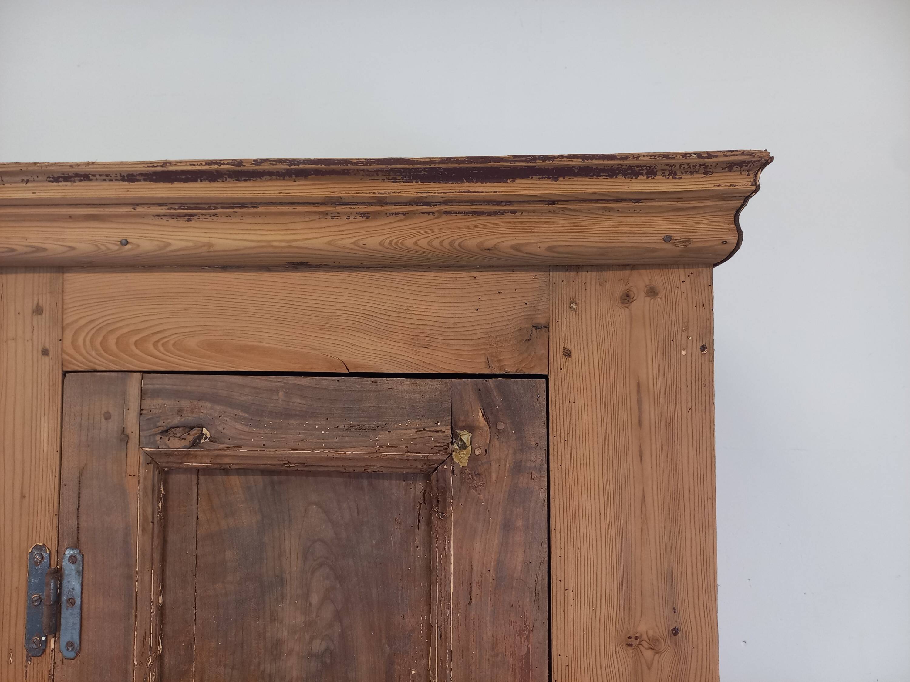 Parisian fir wardrobe