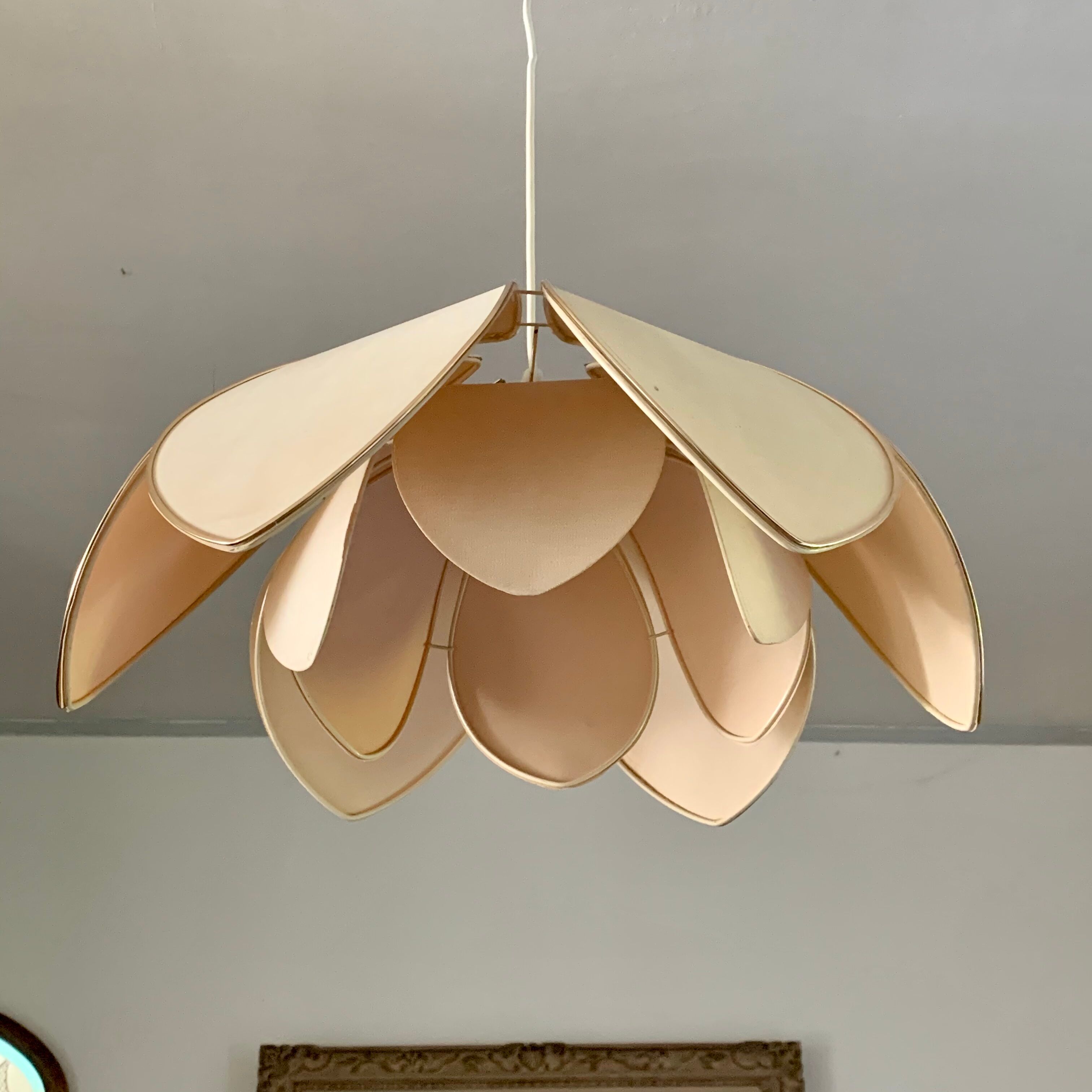 Suspension fleur de lotus double corolle pétale vintage