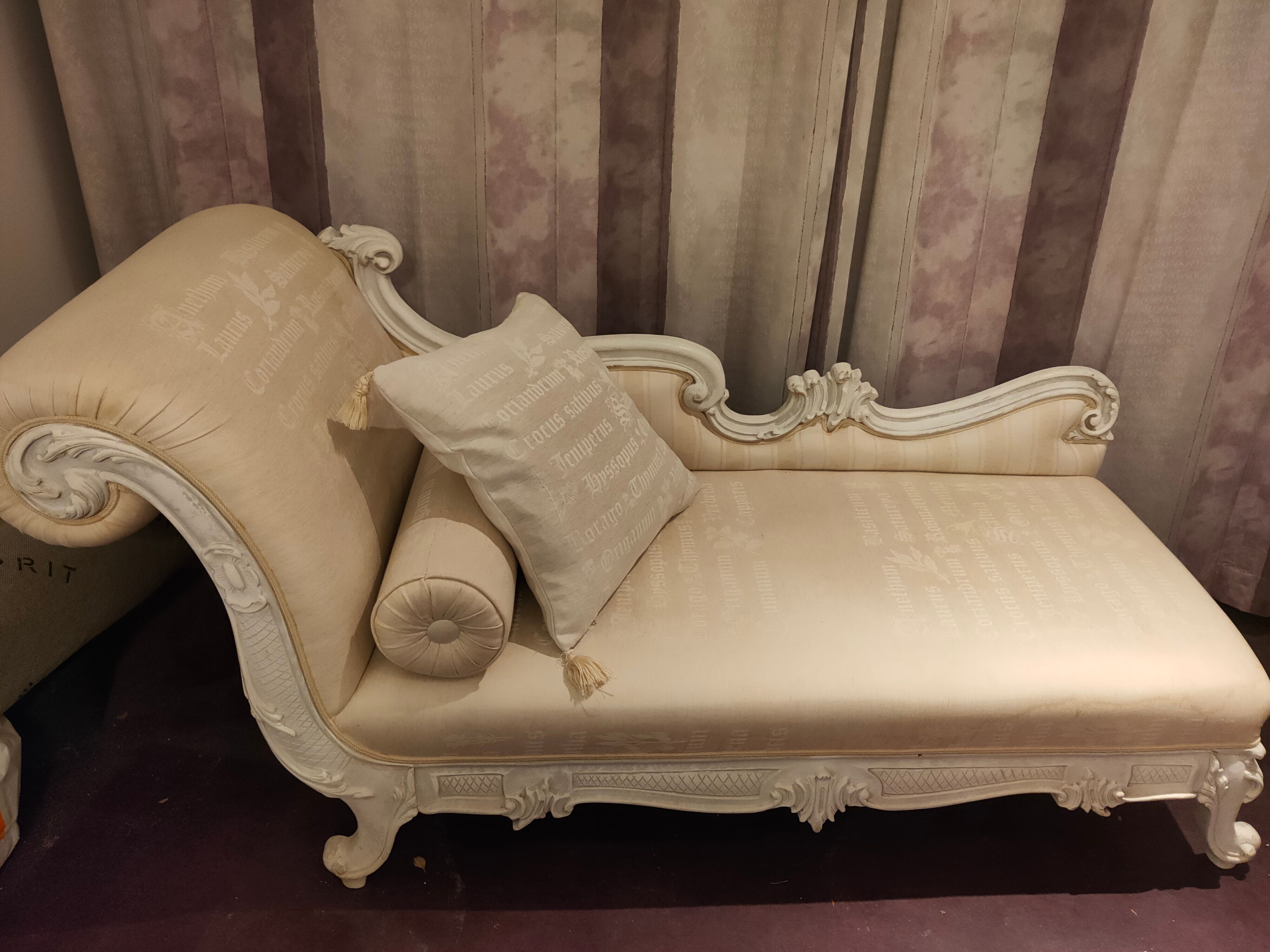 Baroque style sleeper