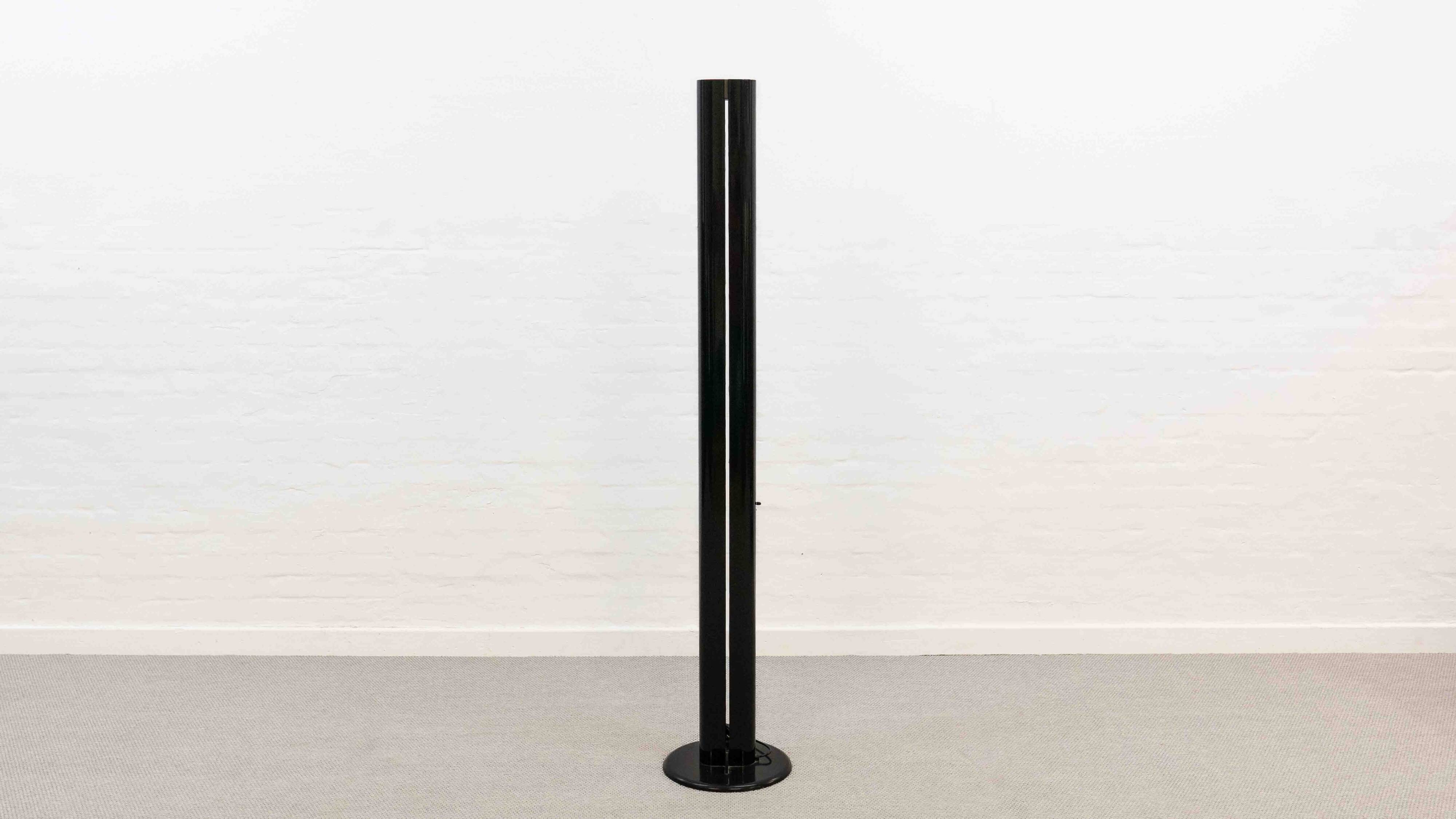 Floorlamp Megaron Terra by Gianfranco Frattini for Artemide
