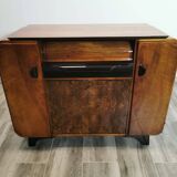Armoire Gramophone par Jindrich Halabala