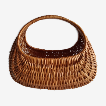 Vintage basket in woven wicker