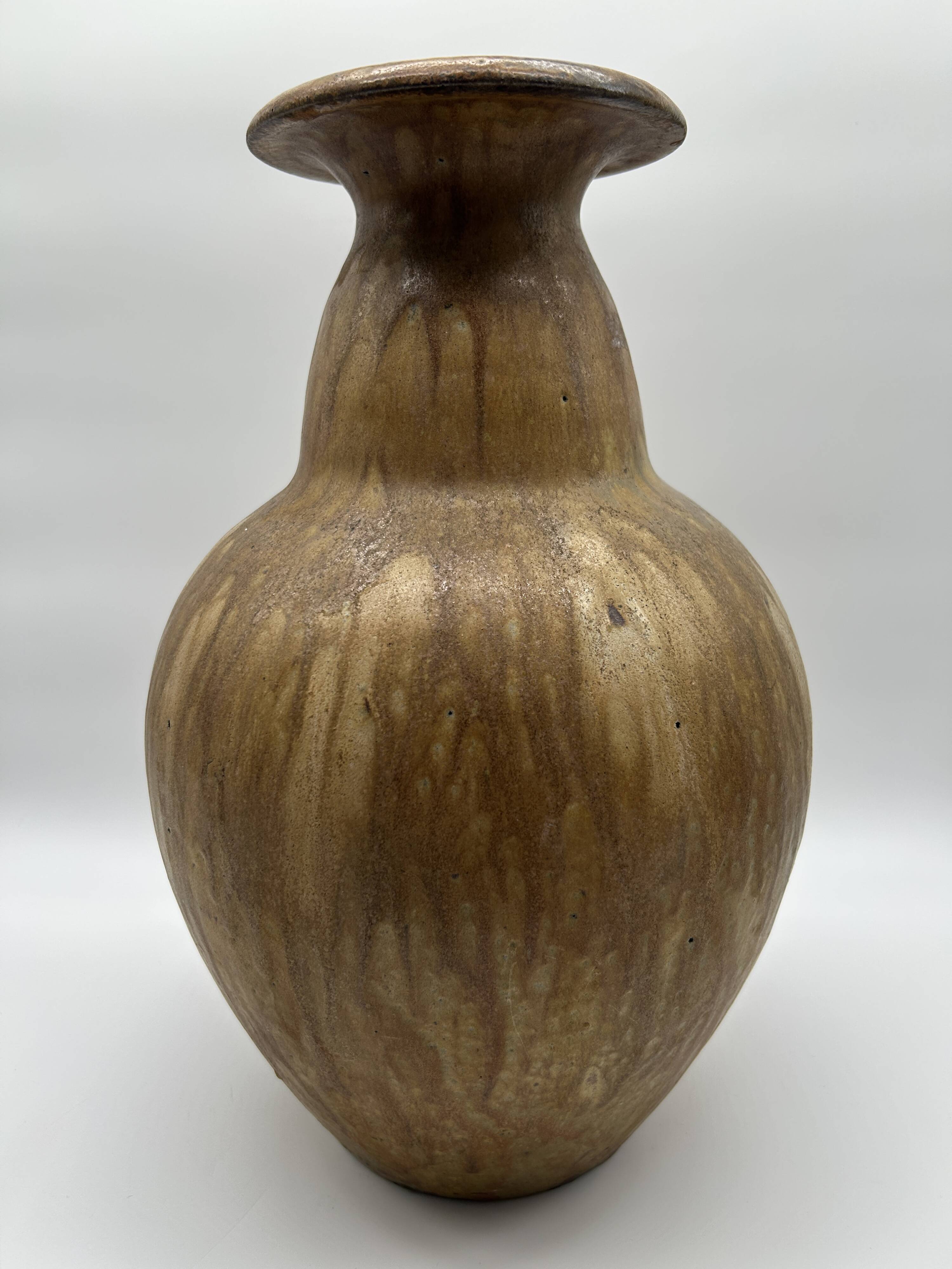 Art Deco vase signed Edgard Aubry