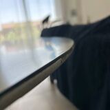 Knoll round table
