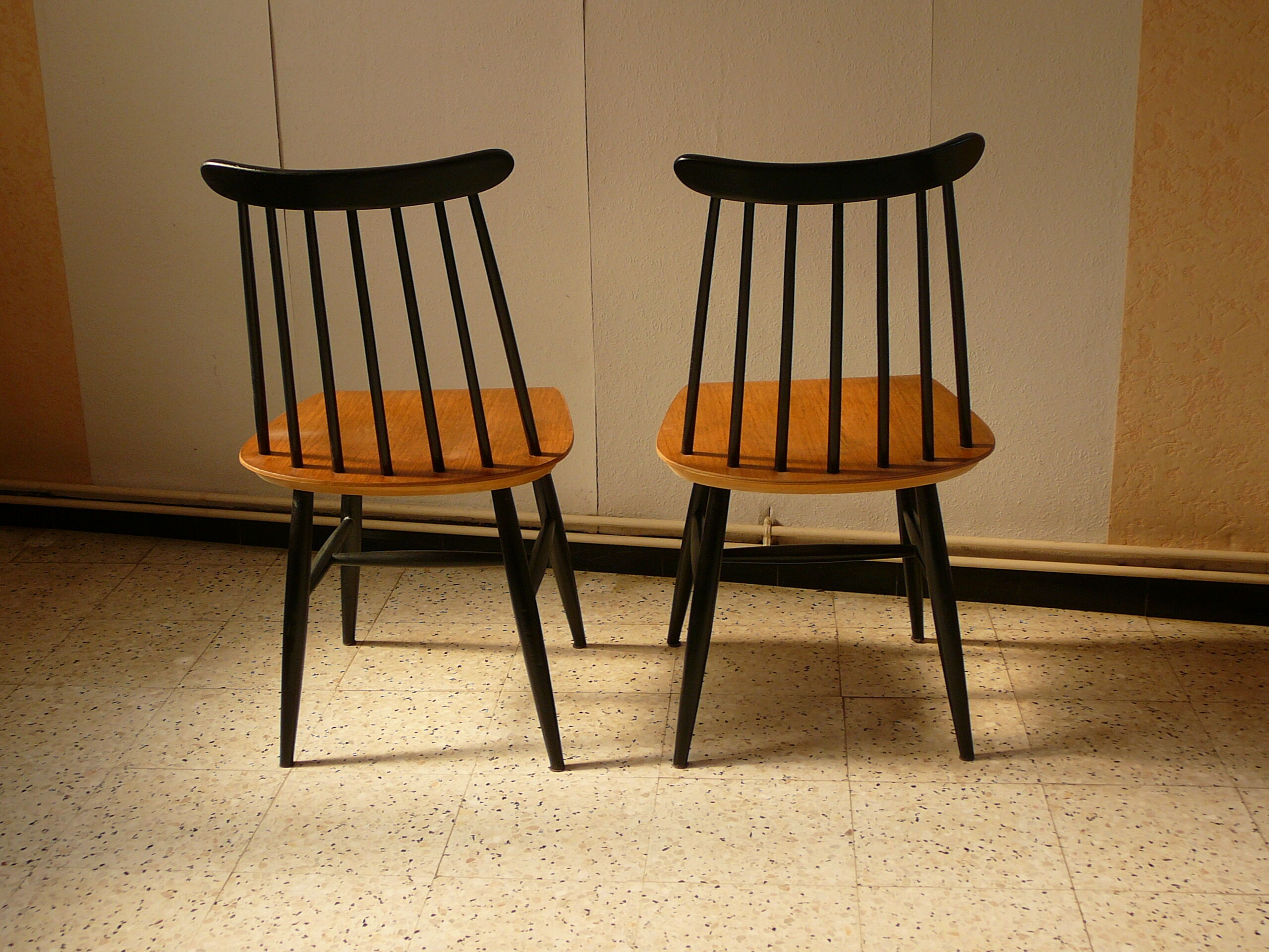 Paire de chaises scandinave Fanett par Ilmari Tapiovaara