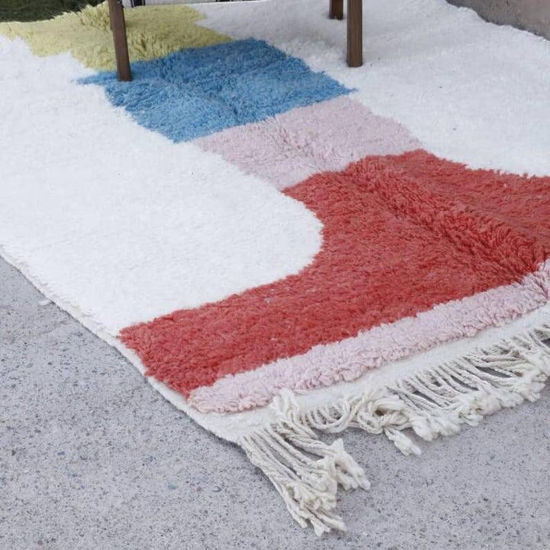 Traditional handmade Berber carpet 250cmx150cm