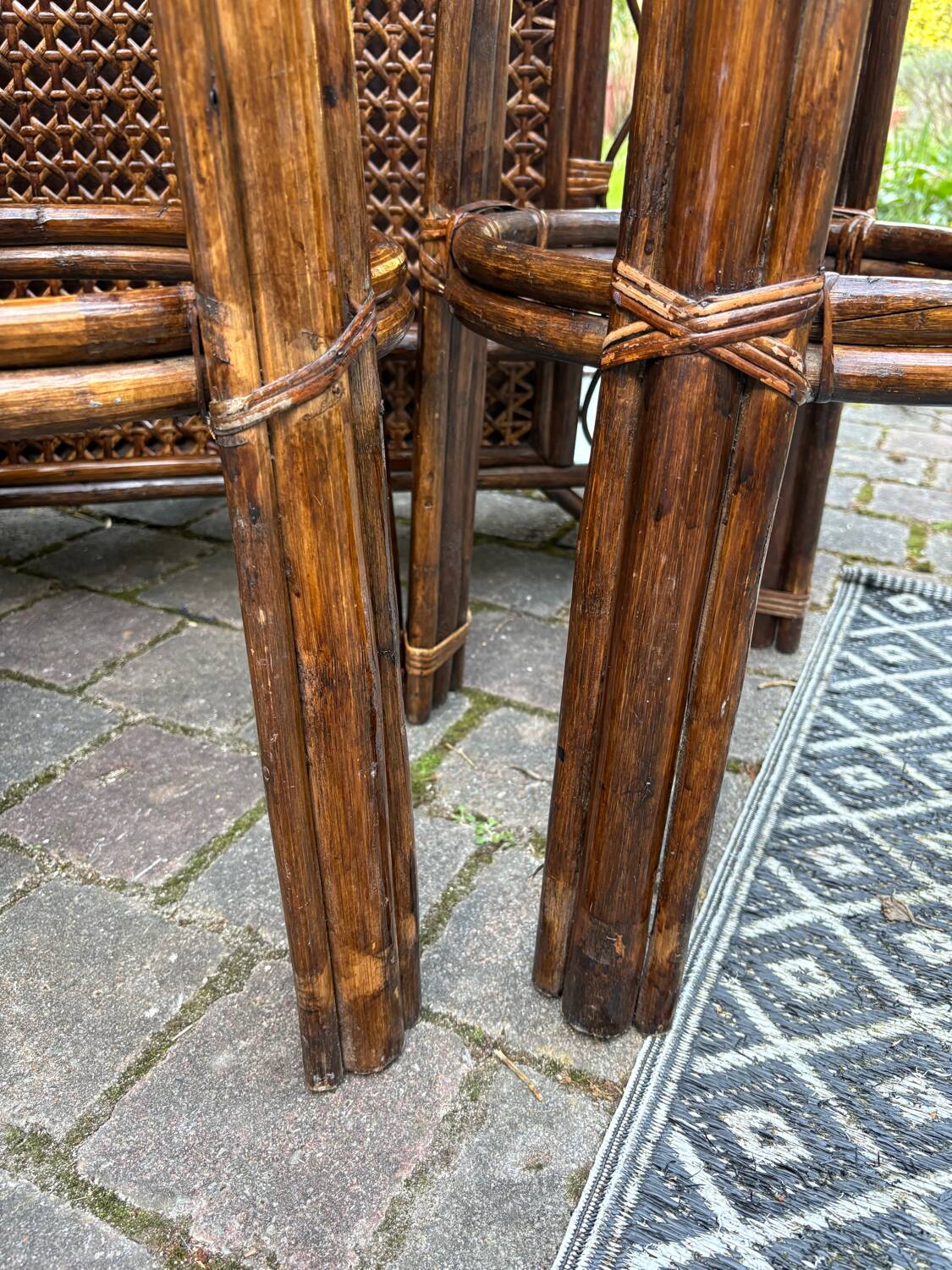 Rattan bar and vintage stools