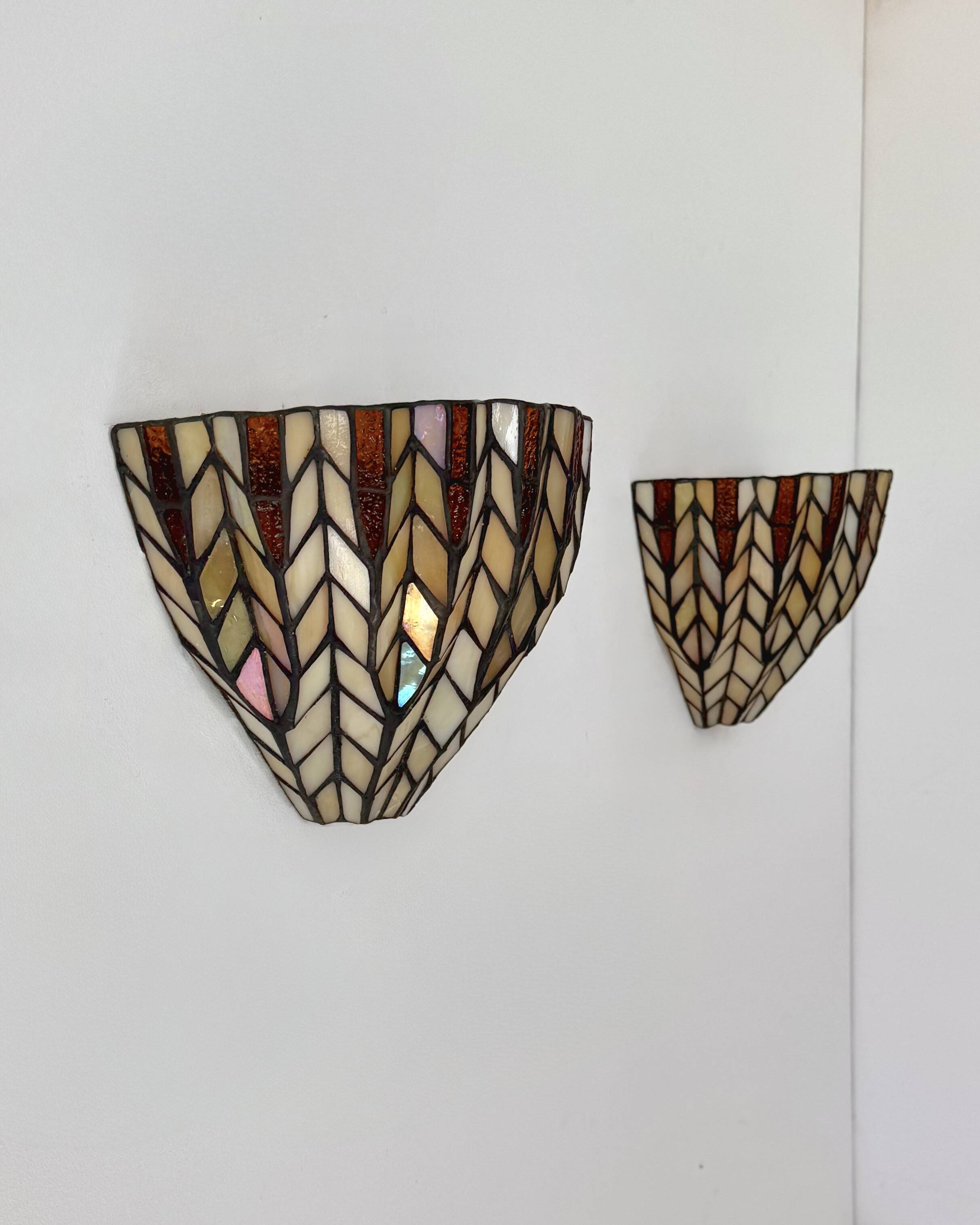 Pair of vintage "stained glass" wall lights in copper and glass, France, 1970.