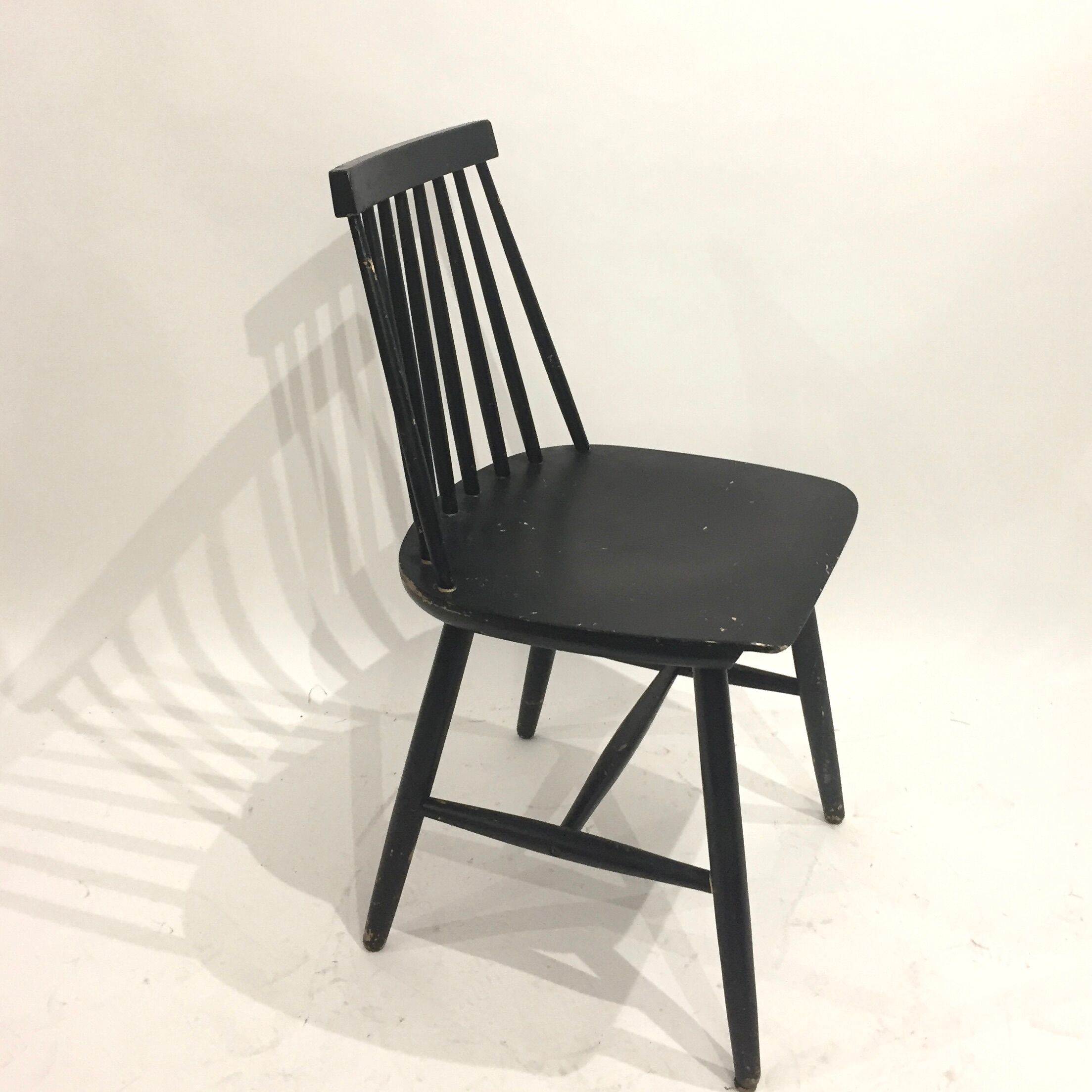 Series of 4 black Scandinavian chairs