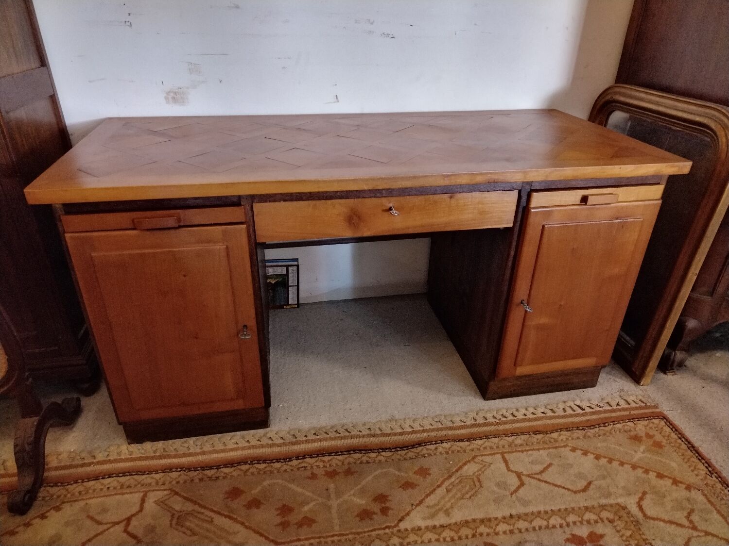 Art Deco functionalist office