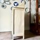 Confiturier, buffet 2 portes en bois beige