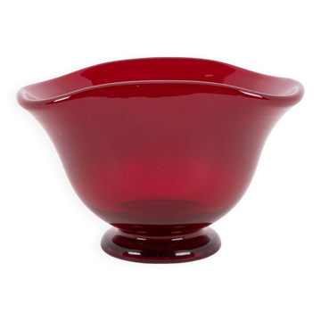 Art red glass bowl by Monica Bratt for Reijmyre Glasbruk, Sweden 1950’s