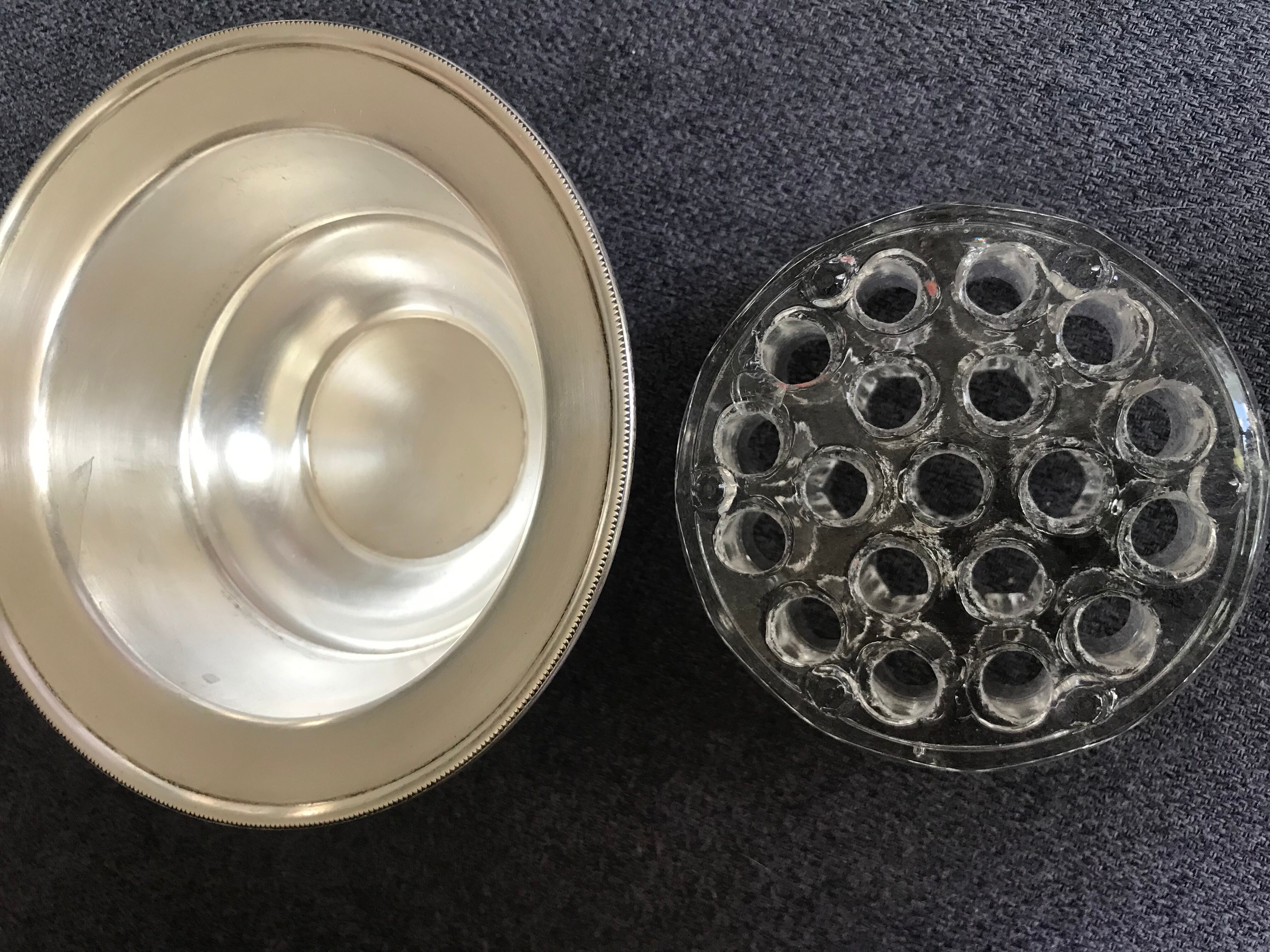 Vase flowers house Christian Dior