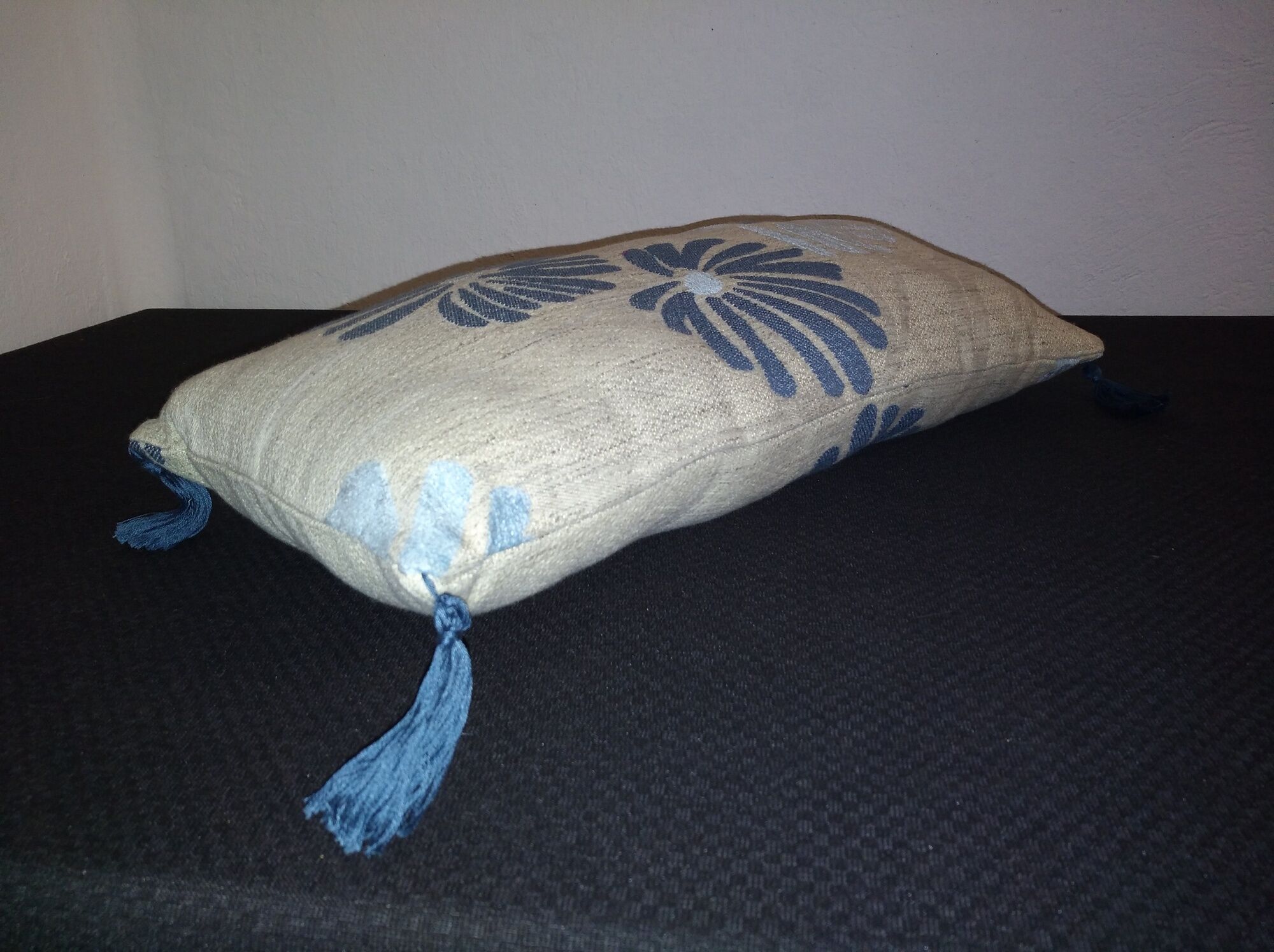 Jane Churchill linen and velvet cushion 50x50