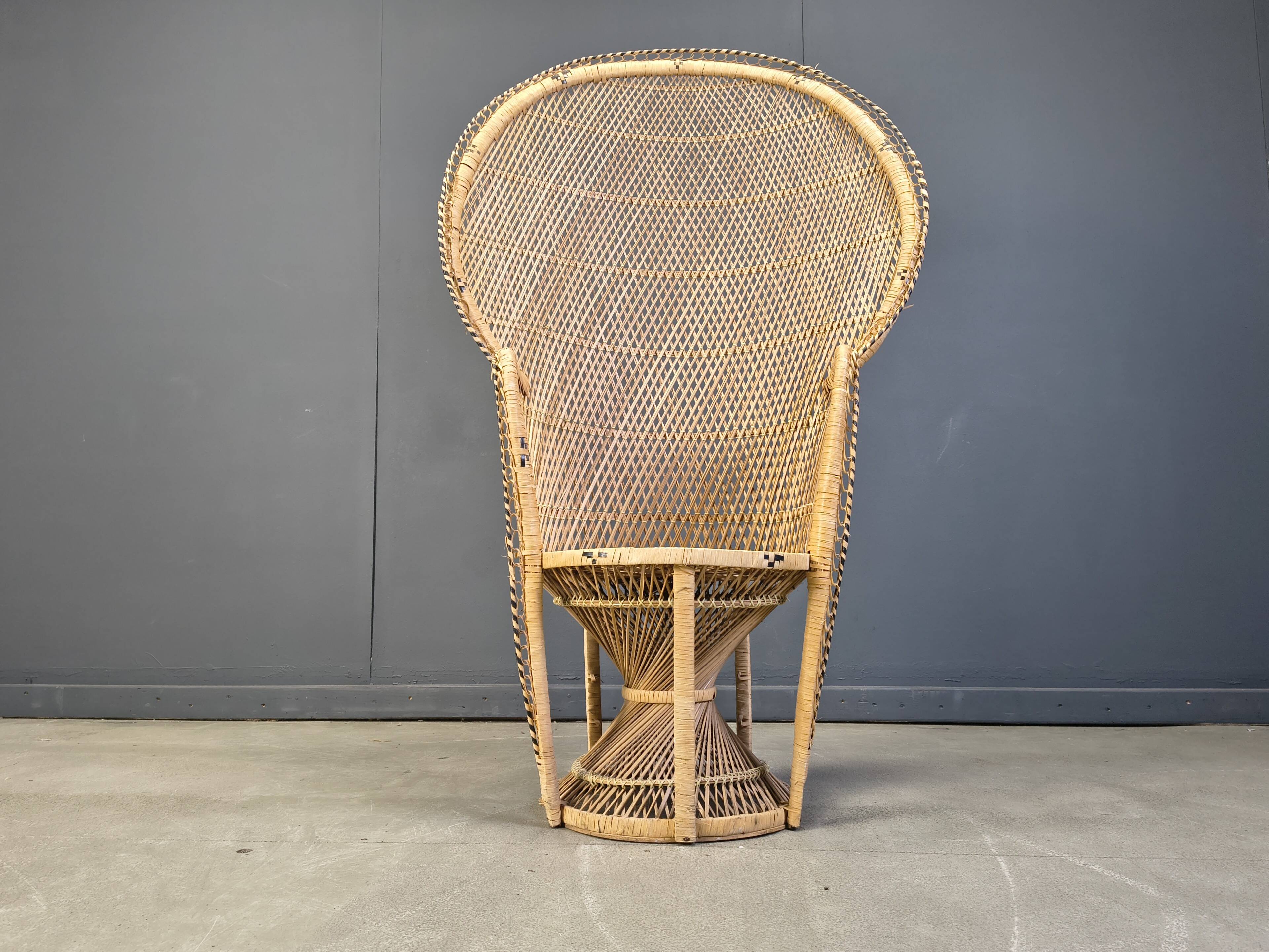 Vintage wicker peacock chair, 1970s