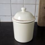 Ceramic pot with lid