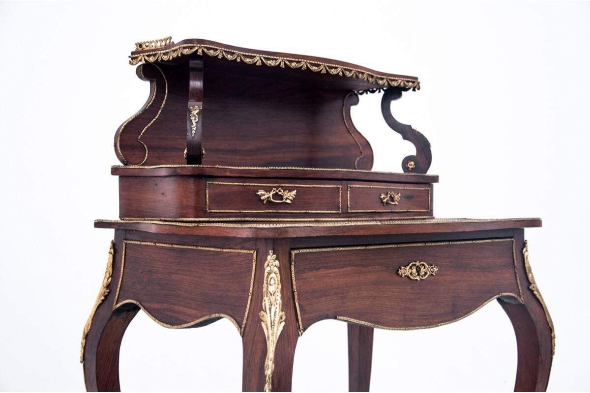 Secrétaire français ancien, vers 1860.