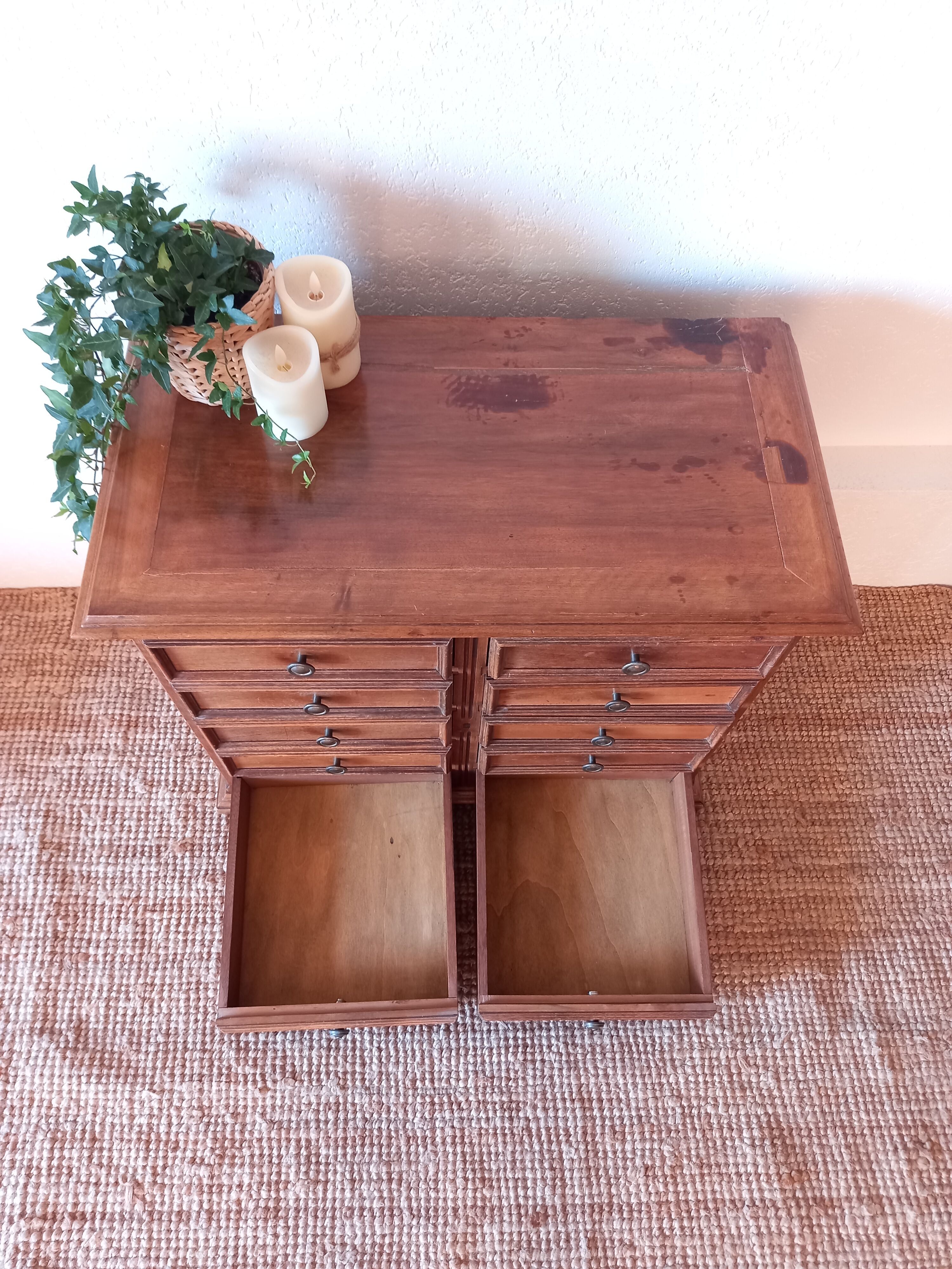 Trade furniture