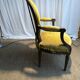 Fauteuil médaillon époque Louis XVI