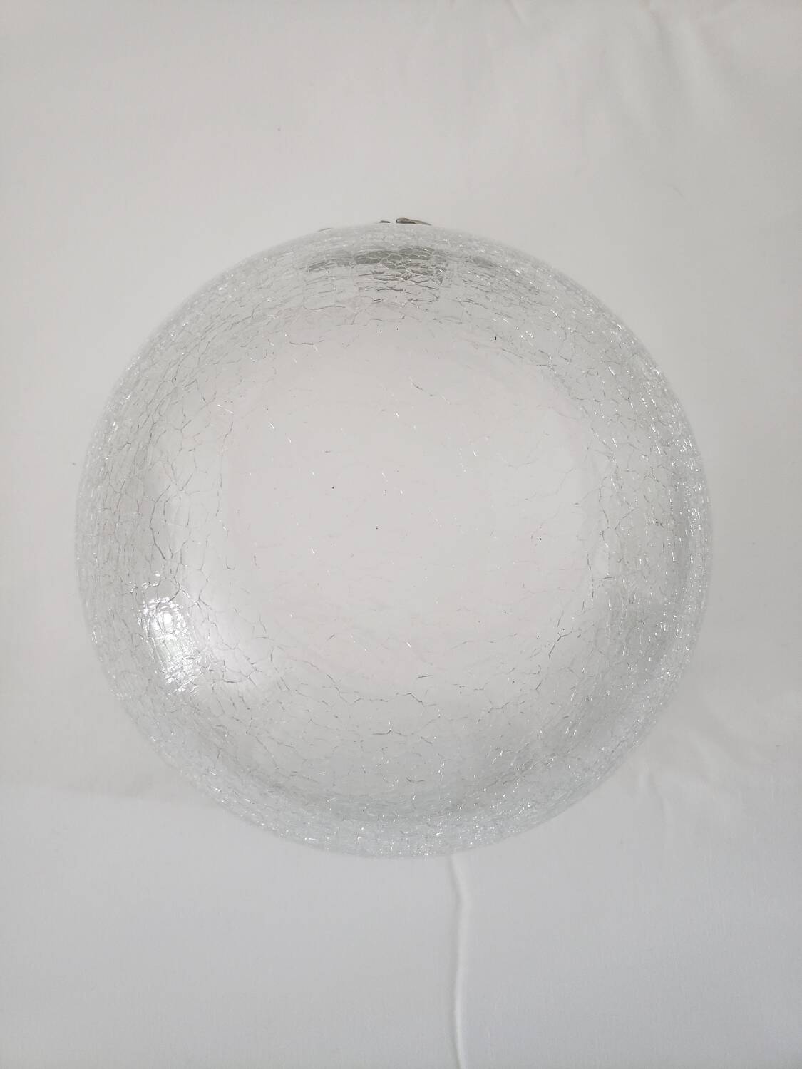 Salad bowl in cracked glass with silver decoration