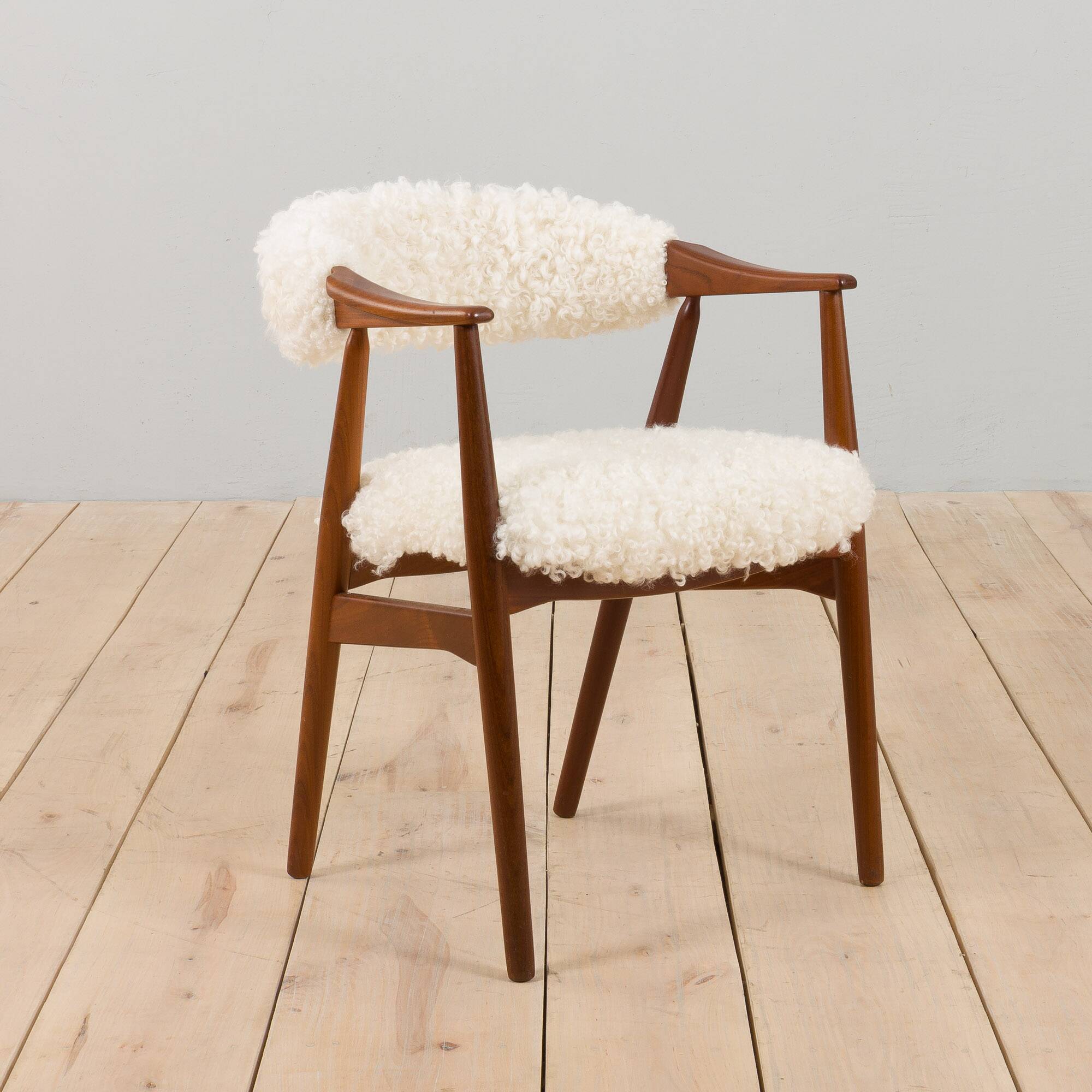 Th. Herlev, Farstrup solid teak chair in natural sheepskin upholstery, Denm
