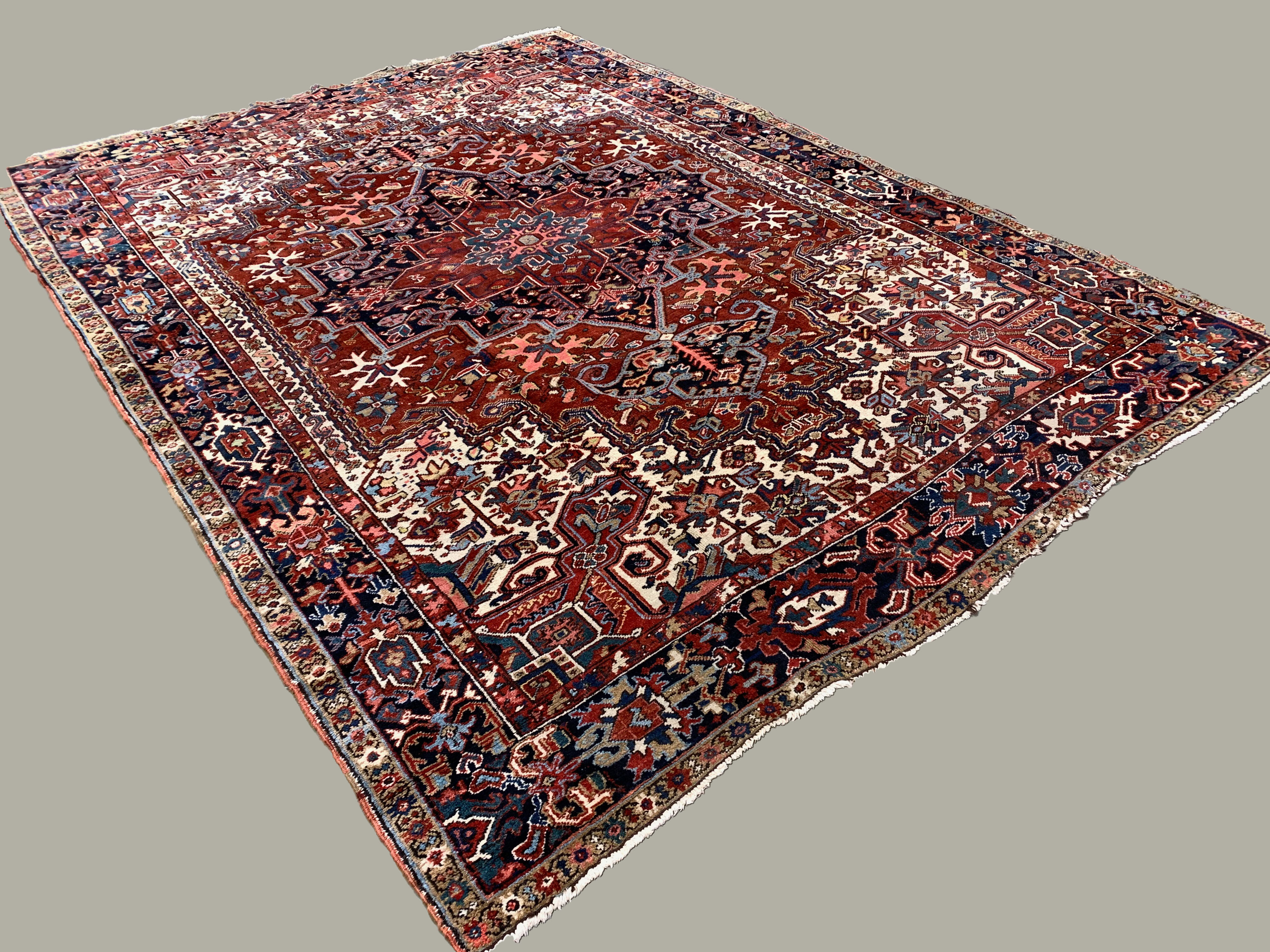 Antique heriz rug 353x263 cm wool oriental hand made carpet red, brown, blue