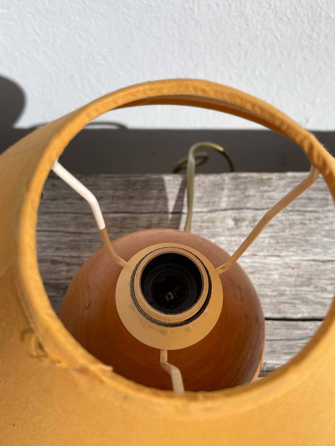 Table lamp in turned wood, ball 1990